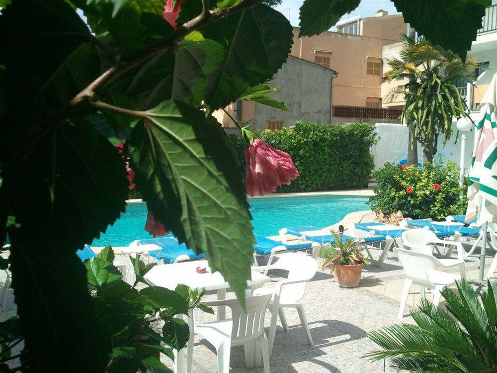 Hostal Casa Bauza カラ・ラトハダ エクステリア 写真