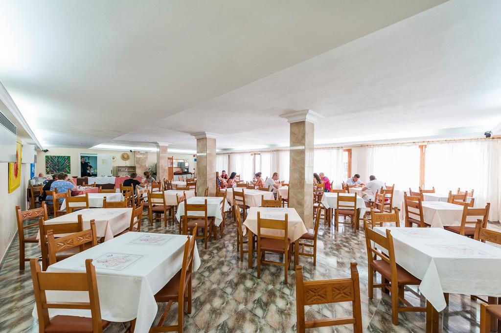 Hostal Casa Bauza カラ・ラトハダ エクステリア 写真