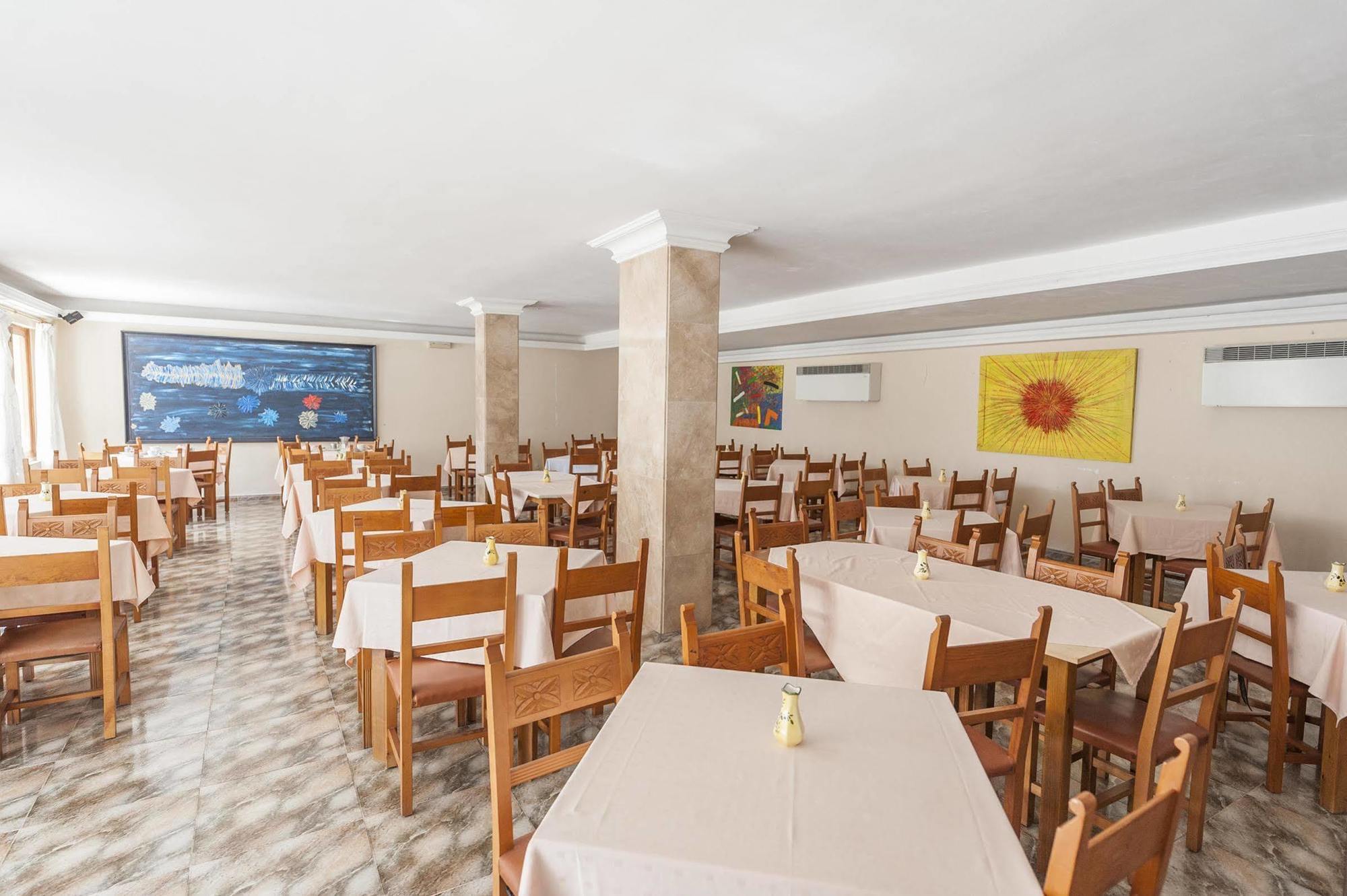Hostal Casa Bauza カラ・ラトハダ エクステリア 写真