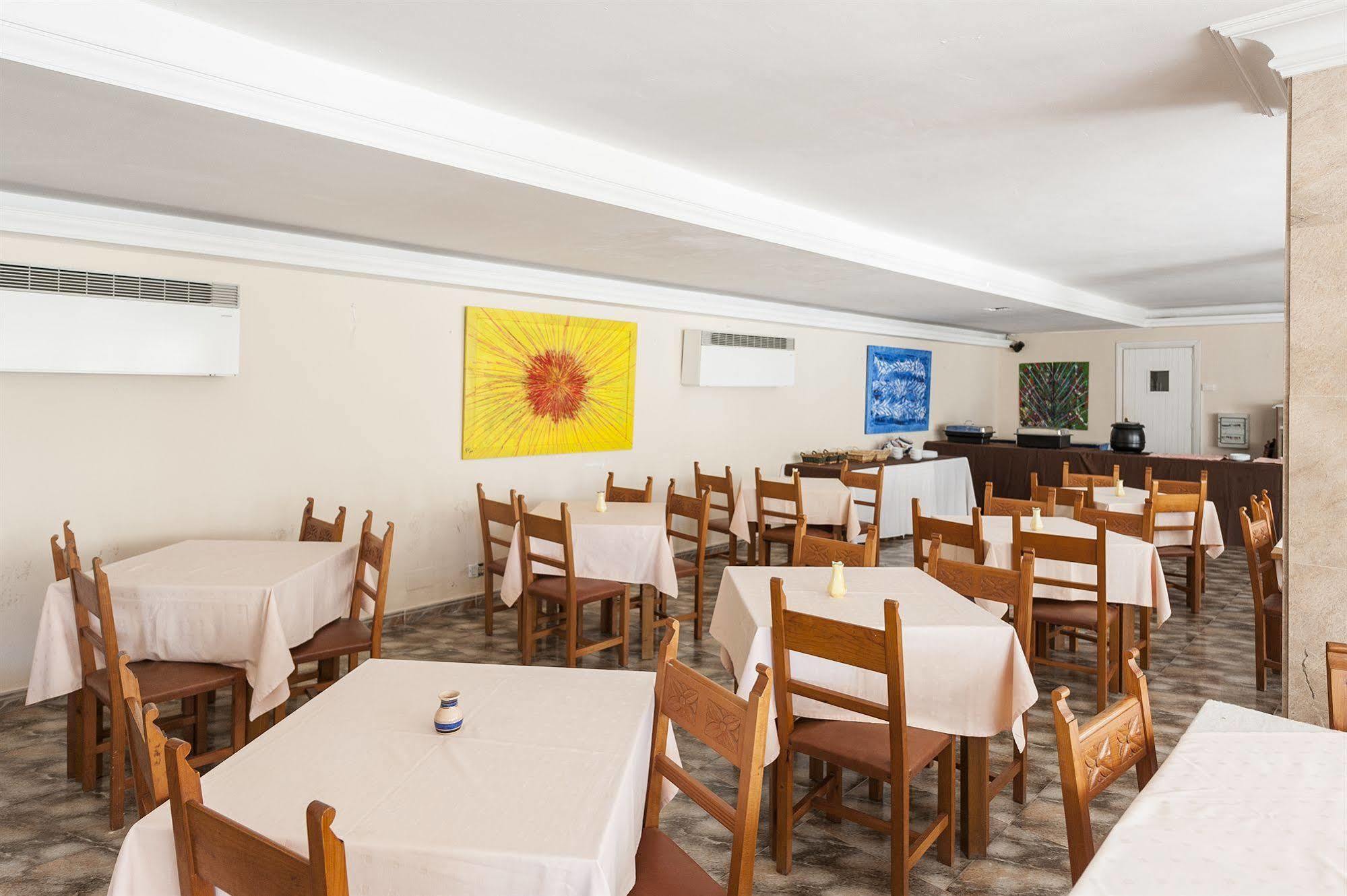 Hostal Casa Bauza カラ・ラトハダ エクステリア 写真